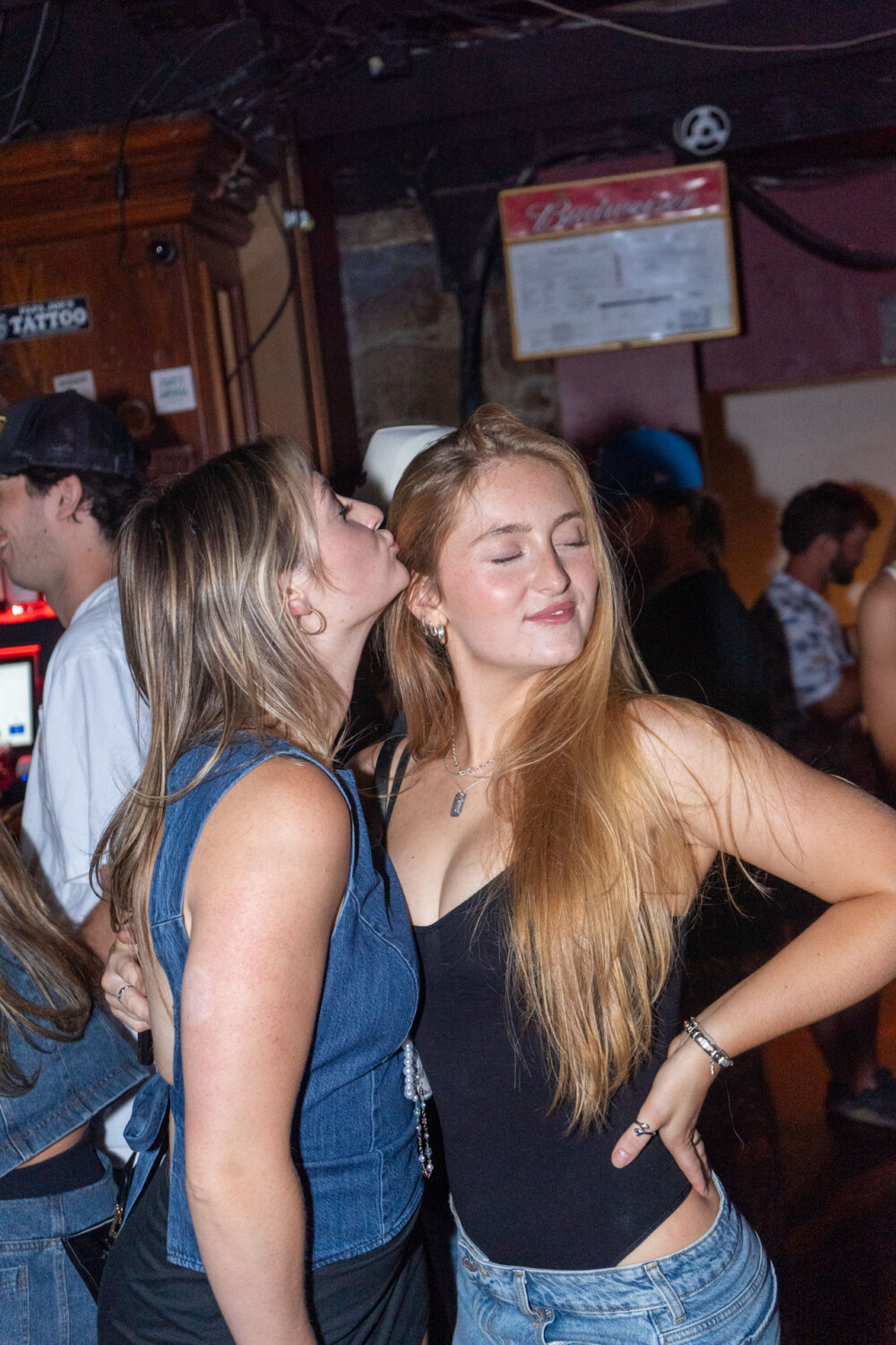 picture of people at Dirty Little Roddy's in Boise, Idaho