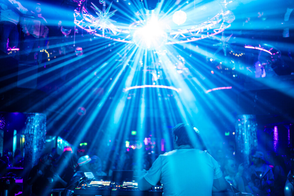 picture of Avello performing at StrangeLove, February 12 2026