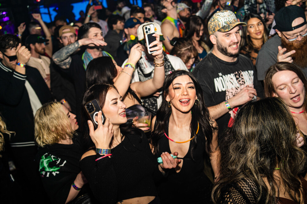 picture of Avello performing at StrangeLove, February 12 2026