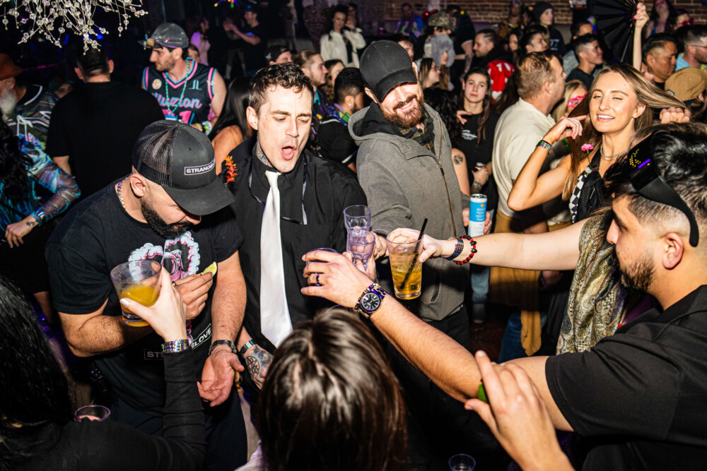 picture of Avello performing at StrangeLove, February 12 2026