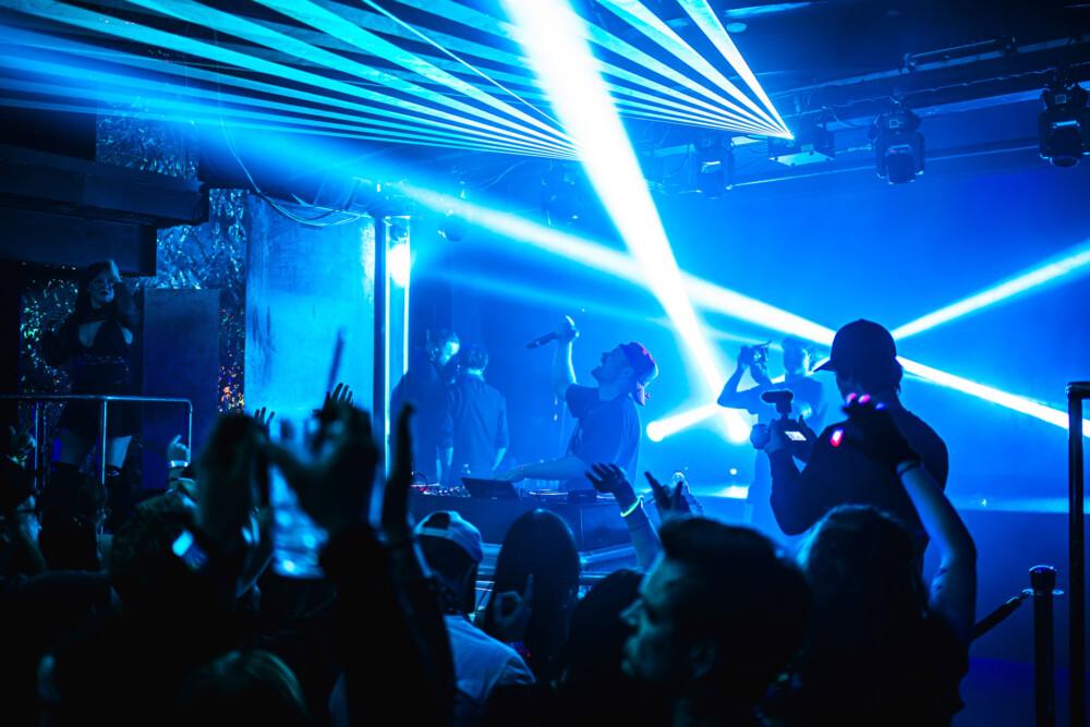 picture of Avello performing at StrangeLove, February 12 2026