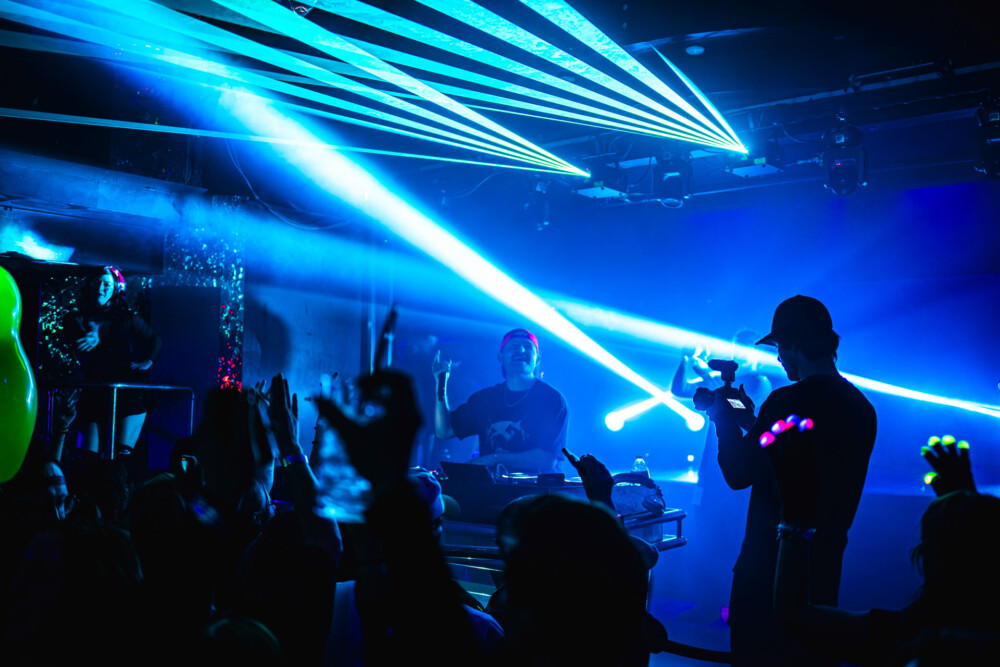 picture of Avello performing at StrangeLove, February 12 2026