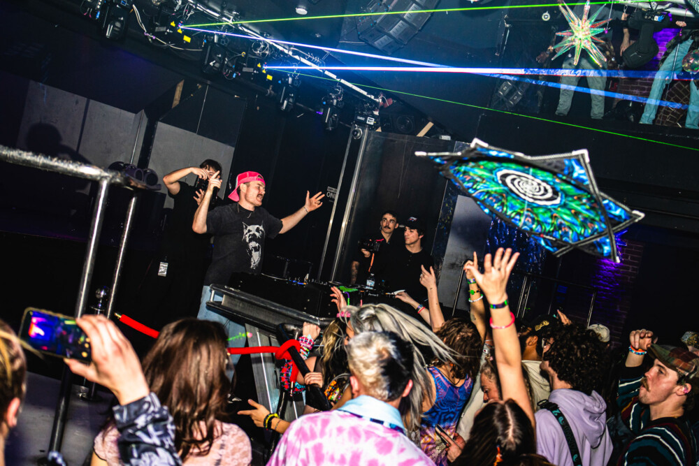 picture of Avello performing at StrangeLove, February 12 2026