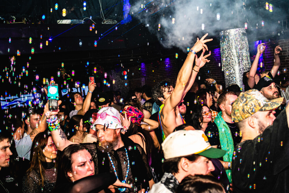 picture of Avello performing at StrangeLove, February 12 2026