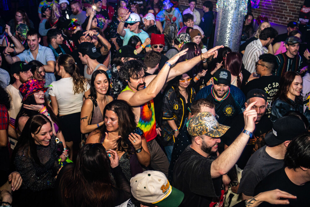 picture of Avello performing at StrangeLove, February 12 2026