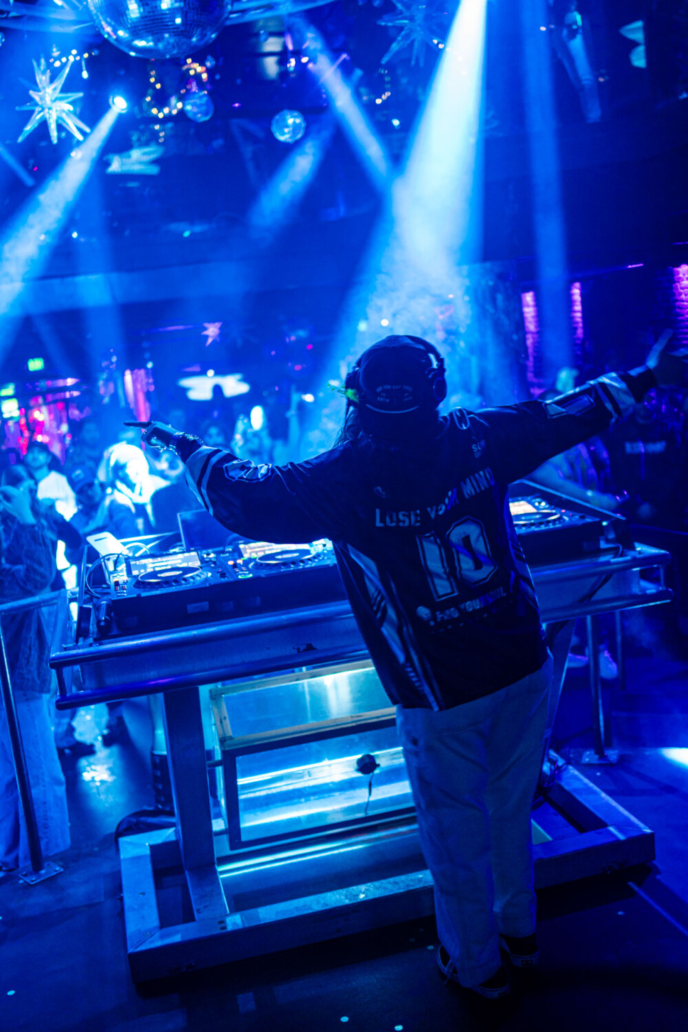 picture of Avello performing at StrangeLove, February 12 2026